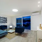 4 Bedroom Private With Large Pool, Quiet Area * Bibinje