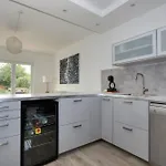 4 Bedroom Private With Large Pool, Quiet Area Villa *