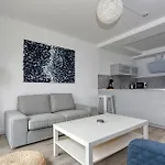 4 Bedroom Private With Large Pool, Quiet Area * 比比涅