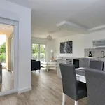 Villa 4 Bedroom Private With Large Pool, Quiet Area Bibinje