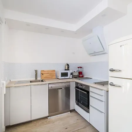 فيلة 4 Bedroom Private With Large Pool, Quiet Area