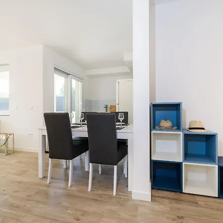 ヴィラ 4 Bedroom Private With Large Pool, Quiet Area *