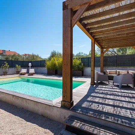 Villa 4 Bedroom Private With Large Pool, Quiet Area