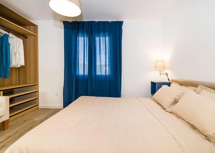4 Bedroom Private With Large Pool, Quiet Area Villa Bibinje